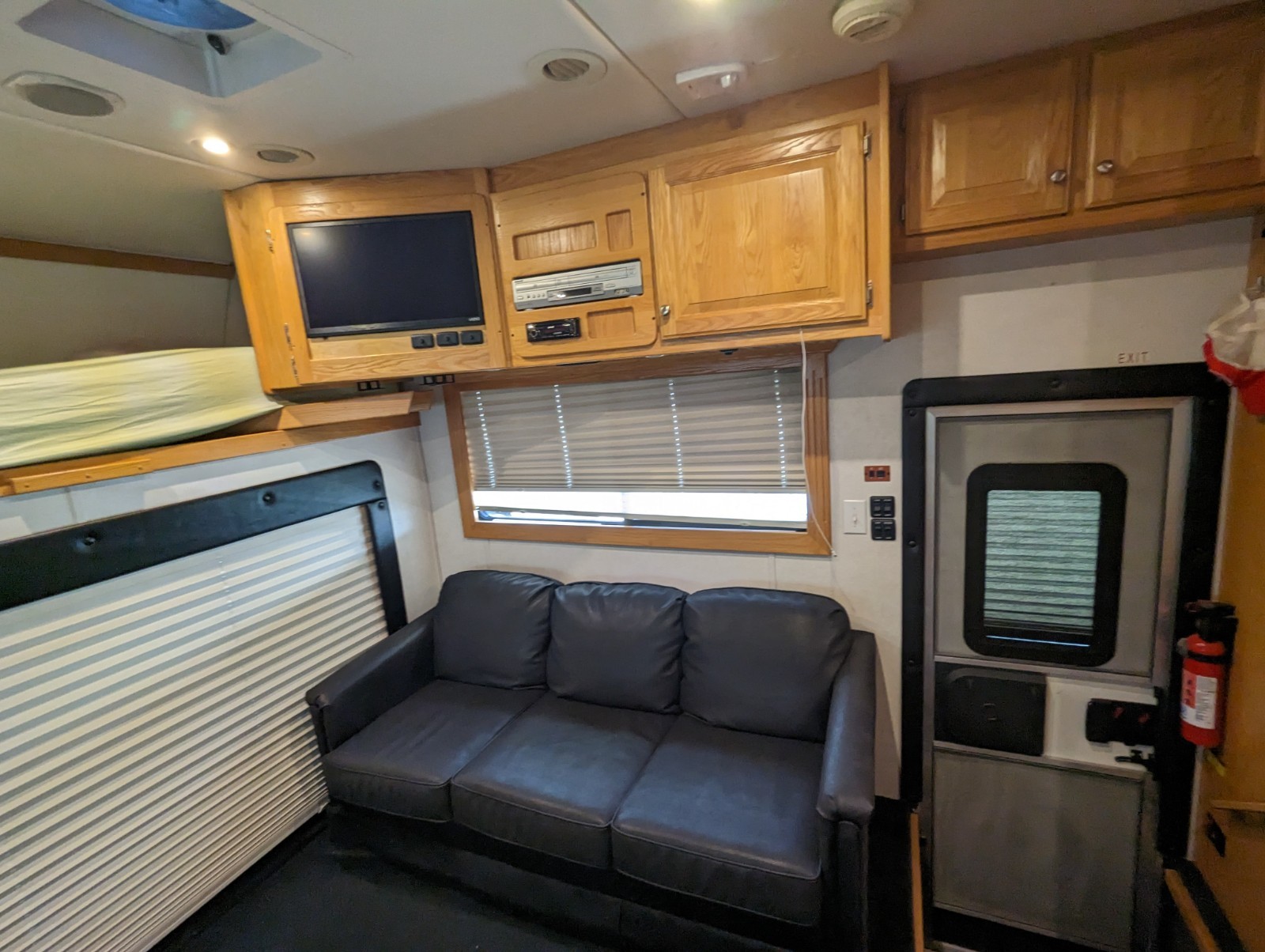 Renegade Business Class M2 Super C with Garage and Lift Gate