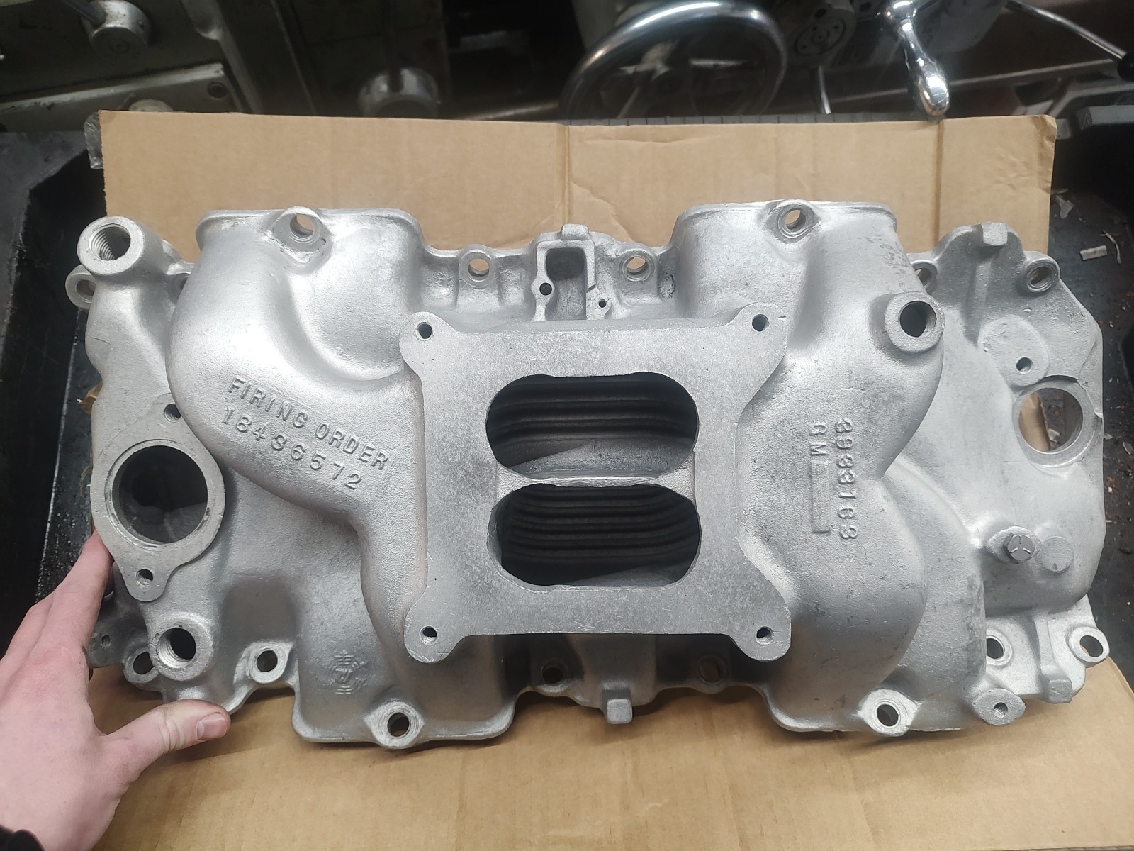 GM 3933163 Big Block Aluminum Intake Manifold