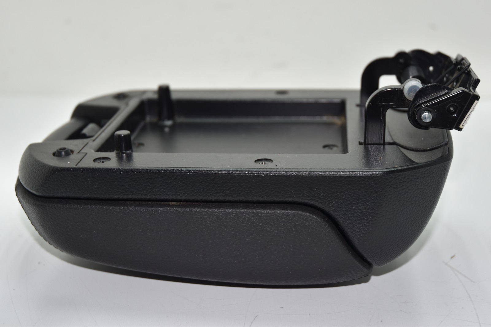 ? 2011-2016 Chevrolet Cruze Center Console Arm Rest Lid Black Armrest OEM Black