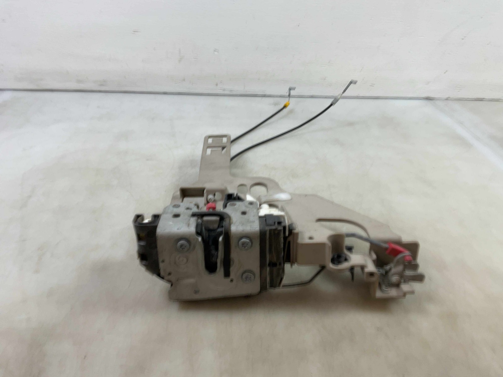 Jeep Wrangler JK OE Passenger Right Front Door Latch Power Lock 2007-2010 173816