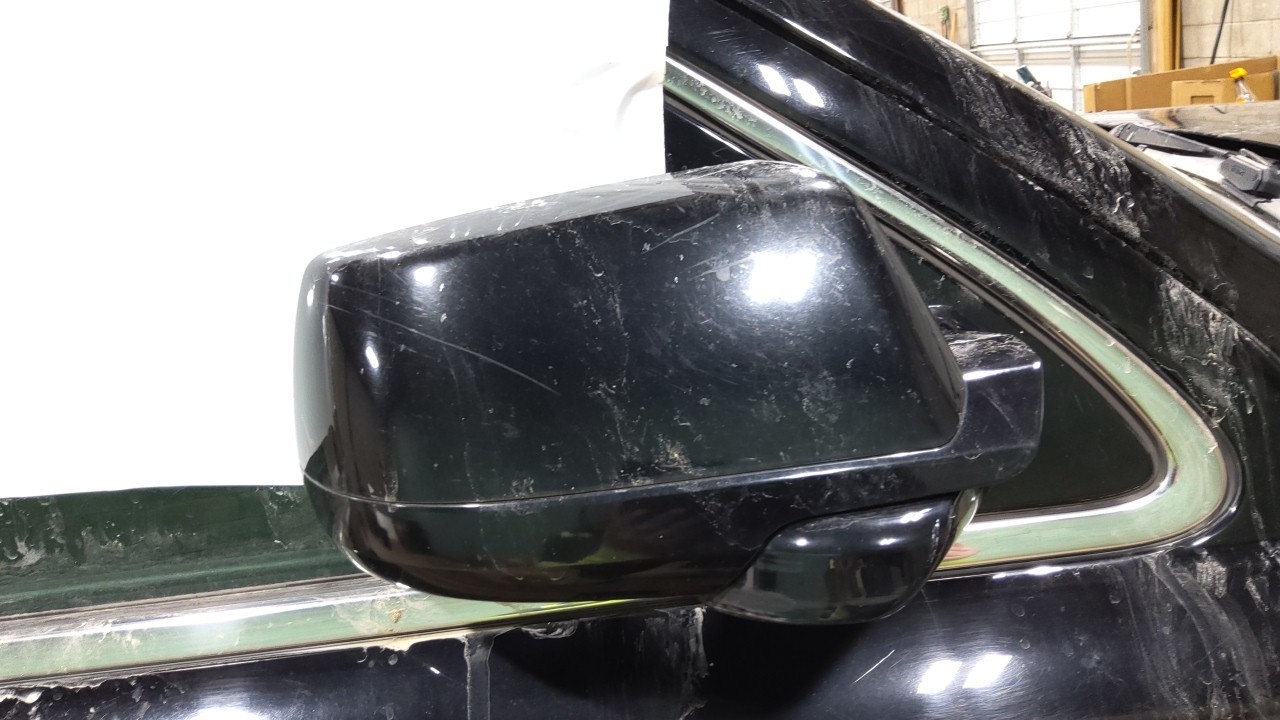 2015-2020 Chevrolet Suburban 1500 RH Passenger Door Mirror Side View OEM