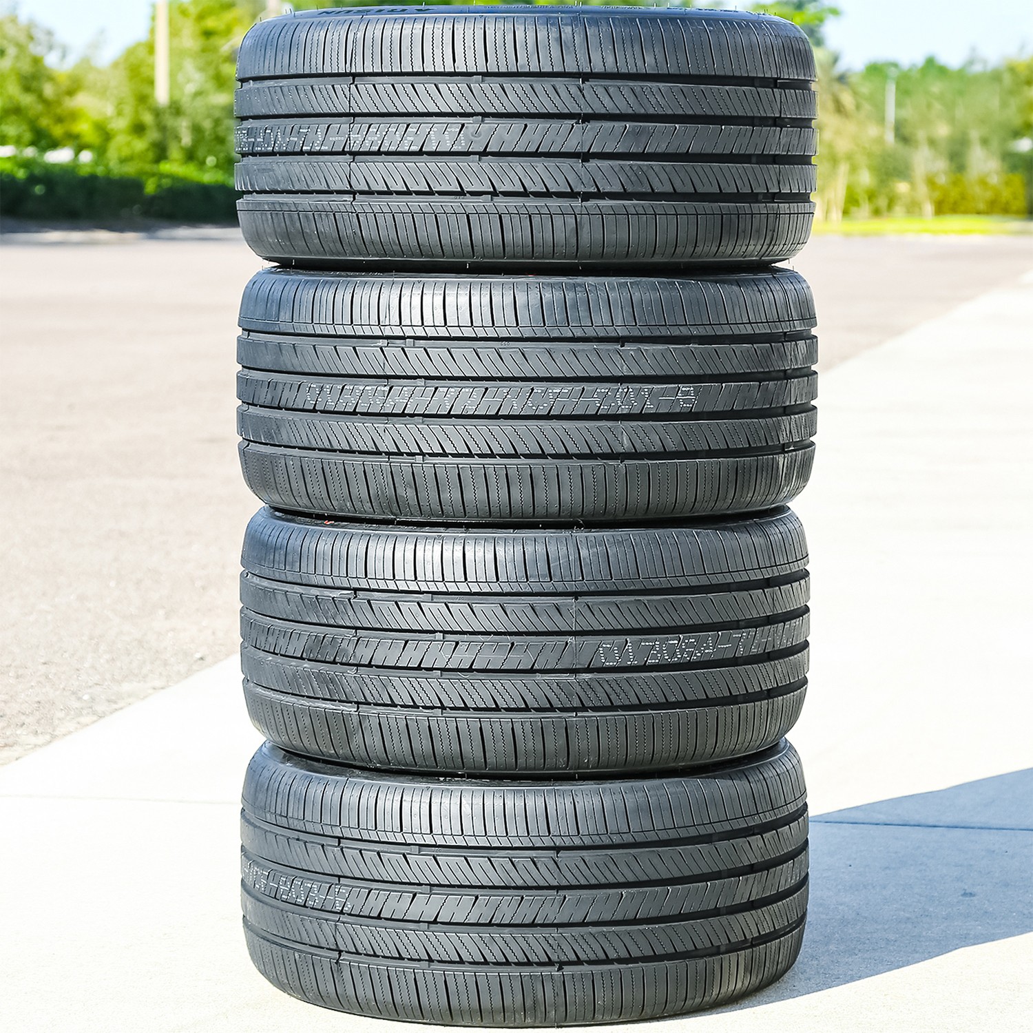 Arisun Aggressor ZS03 205/45R17 ZR 88W XL All Season Performance Tire 460AA