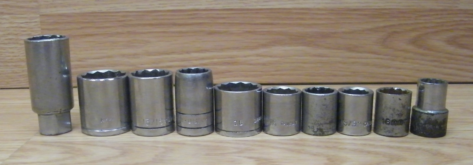 Mixed Lot of Ten Unbranded/Generic 12 Point 1/2″ Drive Sockets Only **READ**
