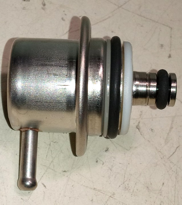 Weber WFR024 3.0 Bar Fixed In Rail Fuel Pressure Regulator_Webcon_United Kingdom
