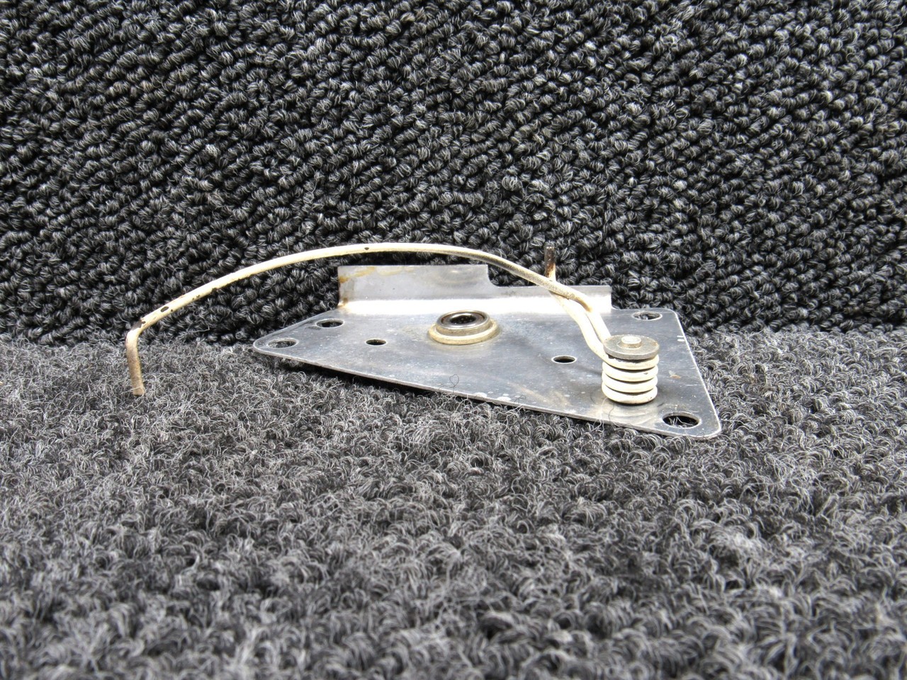 0713656-1 Cessna 182H Elevator Trim Wheel Assembly