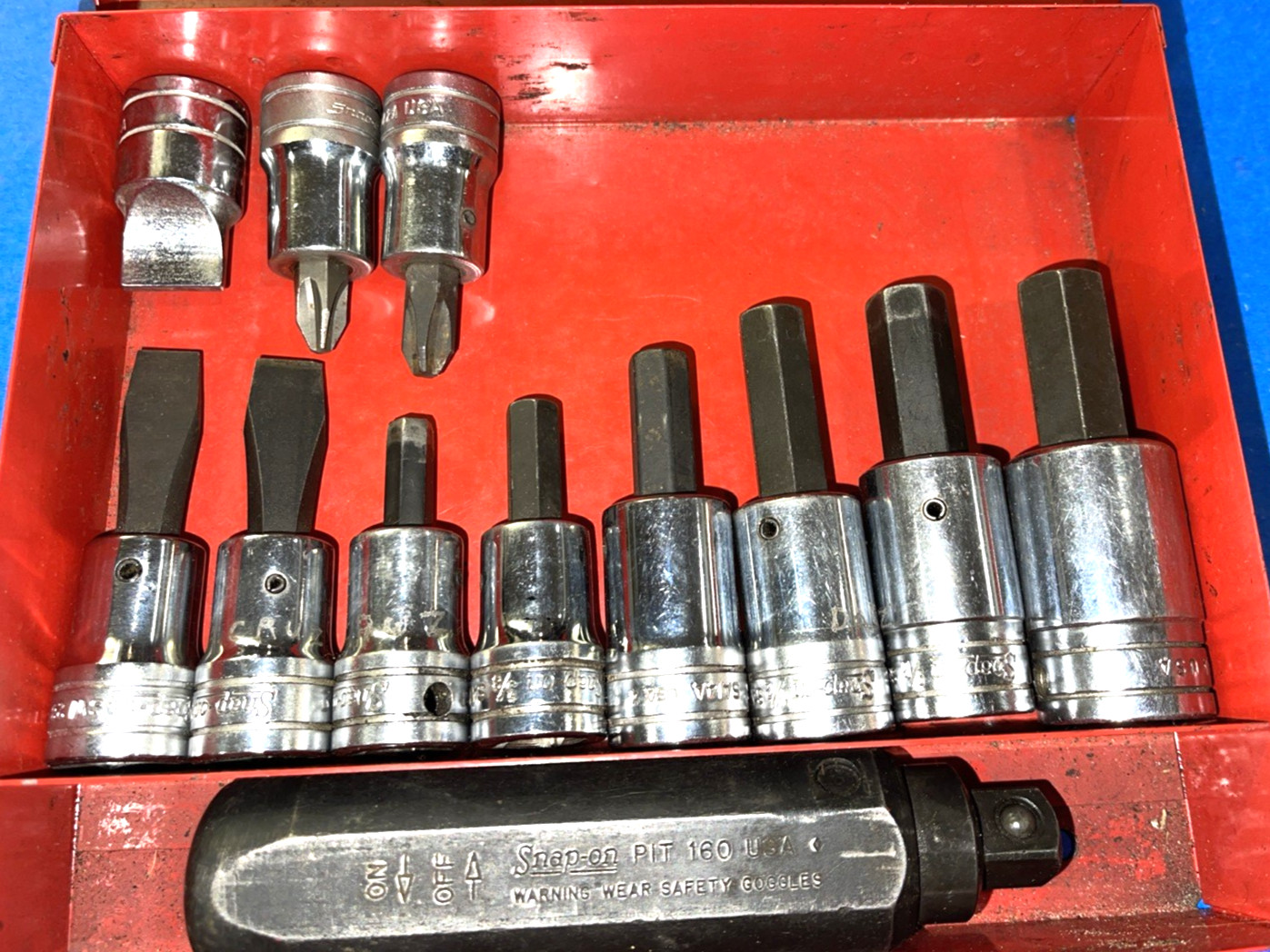 SNAP-ON TOOLS 12 PIECE 1/2 DRIVE IMPACT DRIVER SET PIT3120EB