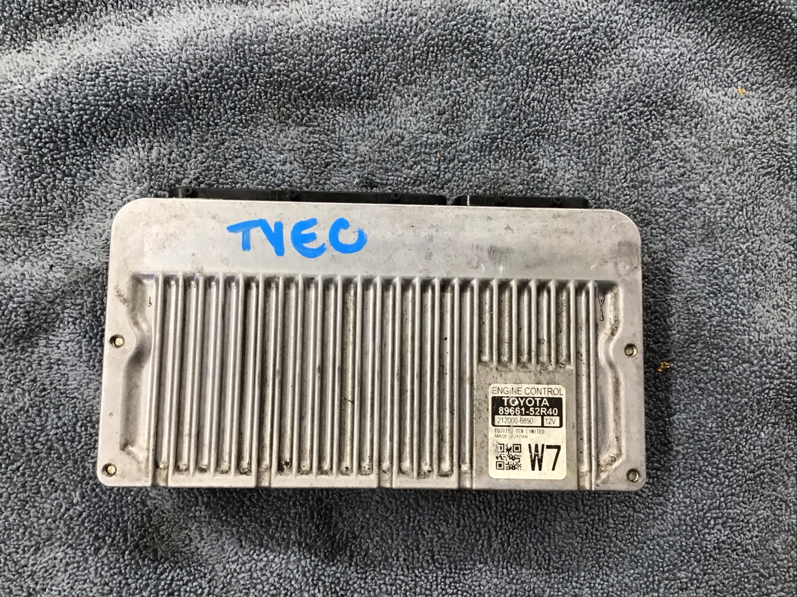OEM 2012 – 2014 Toyota Yaris 1.5L ECU ECM PCM Engine Computer 89661-52R40