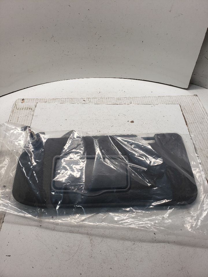Used Left Sun Visor fits: 2012 Ford Escape w/illumination w/sunroof L. w/garage