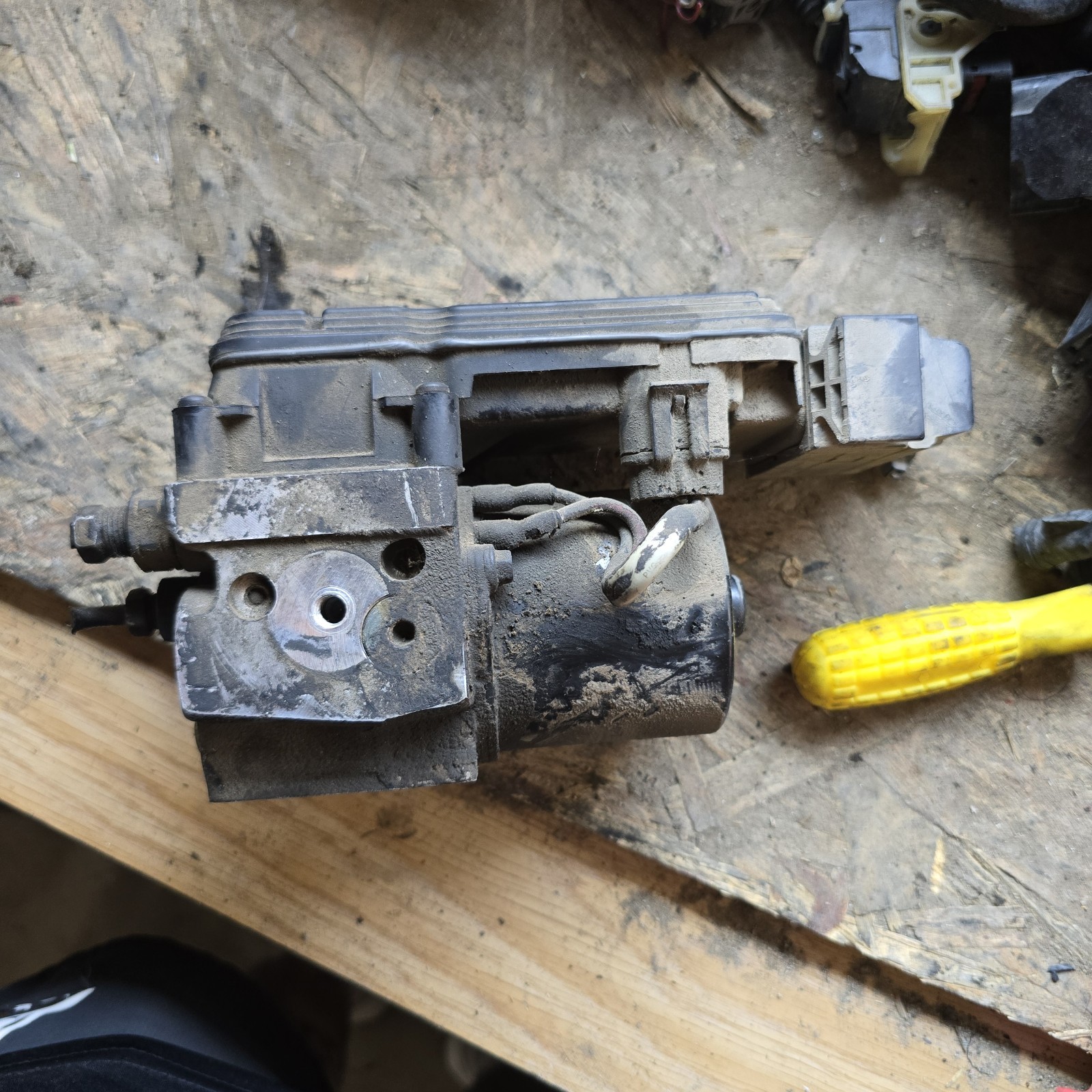 2000-2004 FORD F-150 ANTI-LOCK BRAKE PUMP ASSEMBLY ABS PUMP OEM 1L34-2C346-AA ‘
