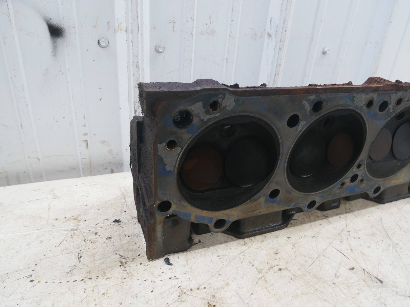 AMC Jeep 304 360 401 V8 3233344 Cylinder Heads Cores For Rebuild