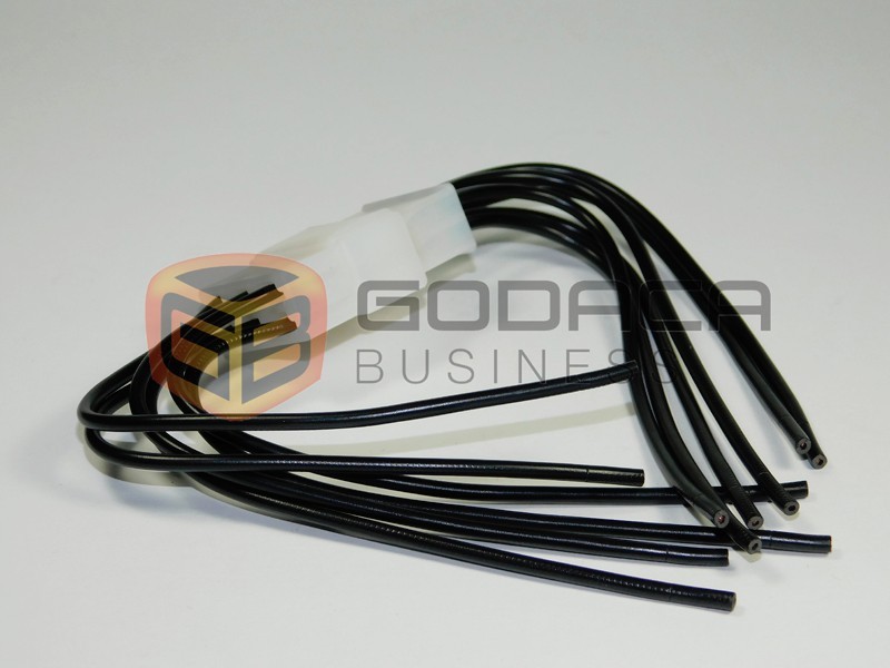 1x Female and Male Connector 6-way Universal 6.3mm 01020101000484
