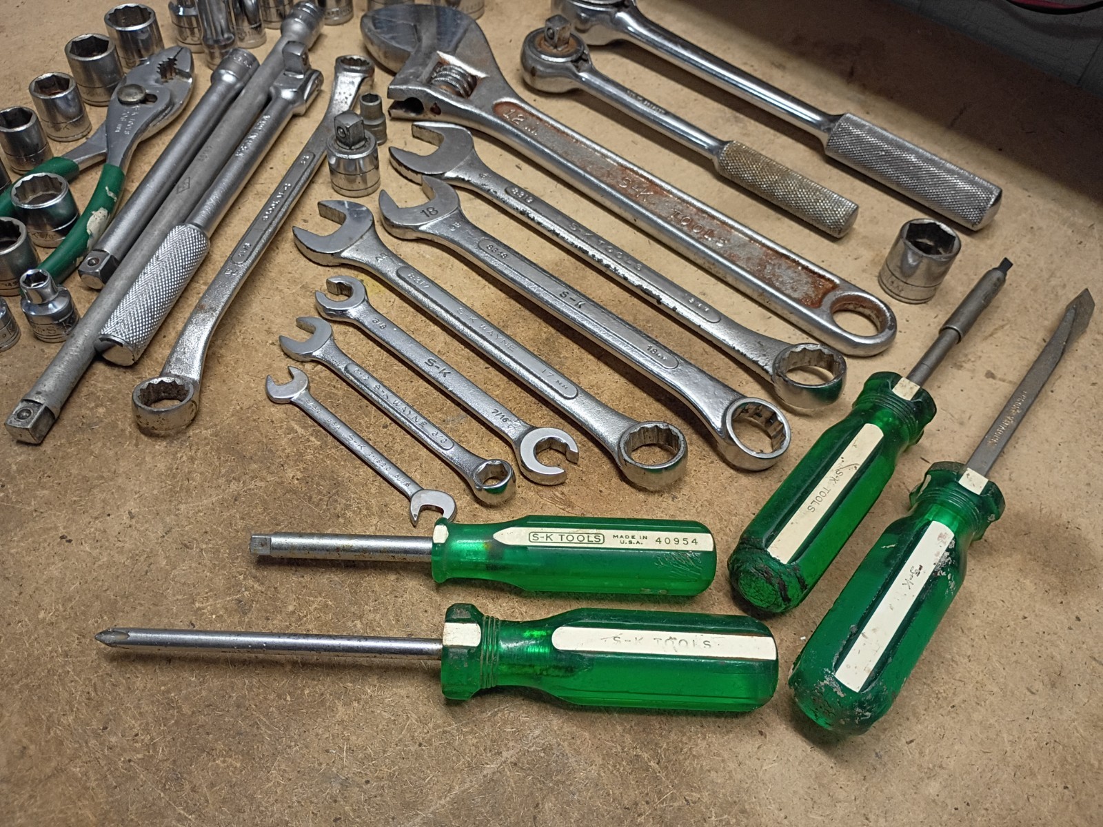 S-K TOOLS SOCKETS, EXTENSIONS WRENCHES, MIXED LOT MADE IN USA.