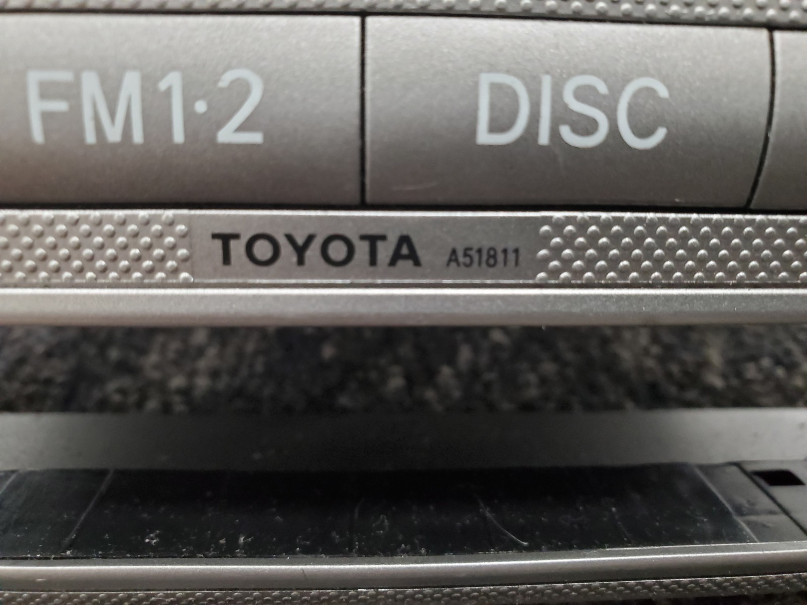 2005 – 2011 Toyota Tacoma AM FM Radio Stereo CD Player Factory OEM 86120-04130