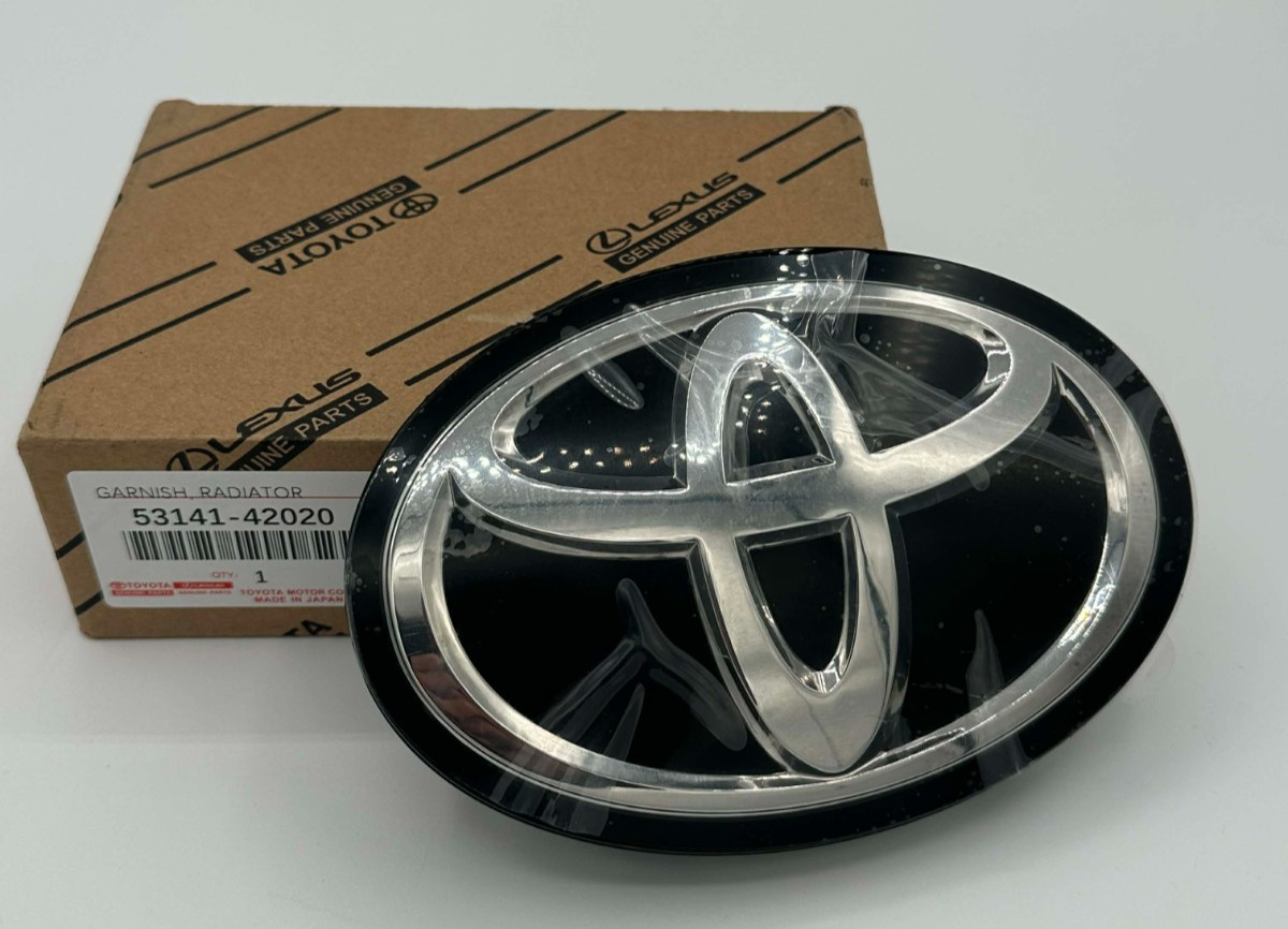 Toyota Corolla 2017-2019 Avalon 2015-2018 RAV4 C-HR Front Grille Emblem Badge
