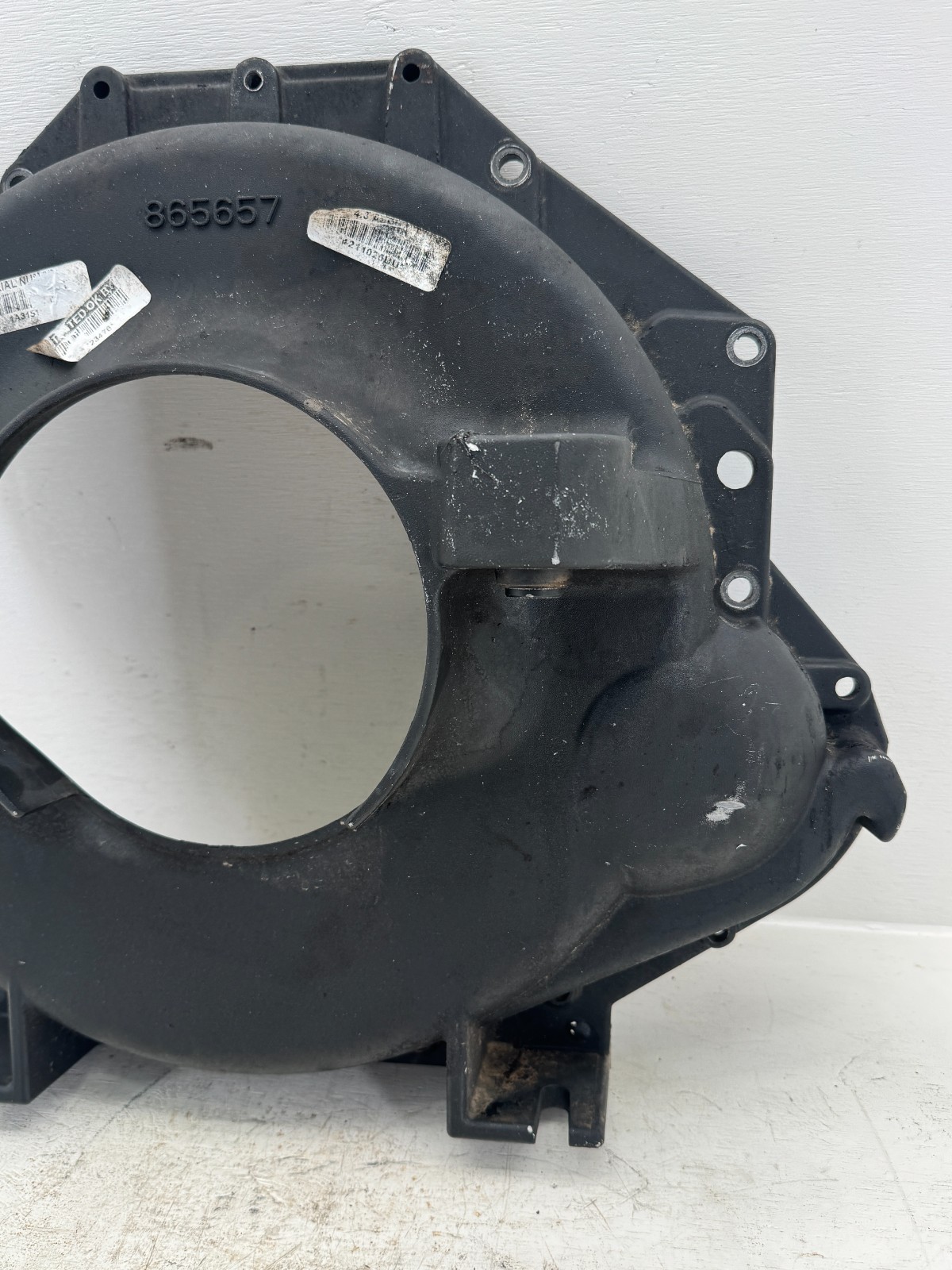 OEM Mercury MerCruiser Flywheel Bell Housing 865657 4.3L 5.0L 5.7L Bravo Alpha