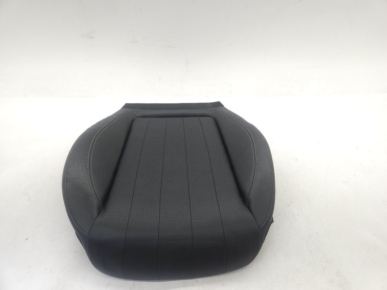 17-23 Mercedes E450 W213 Front Passenger Right Side Lower Cushion
