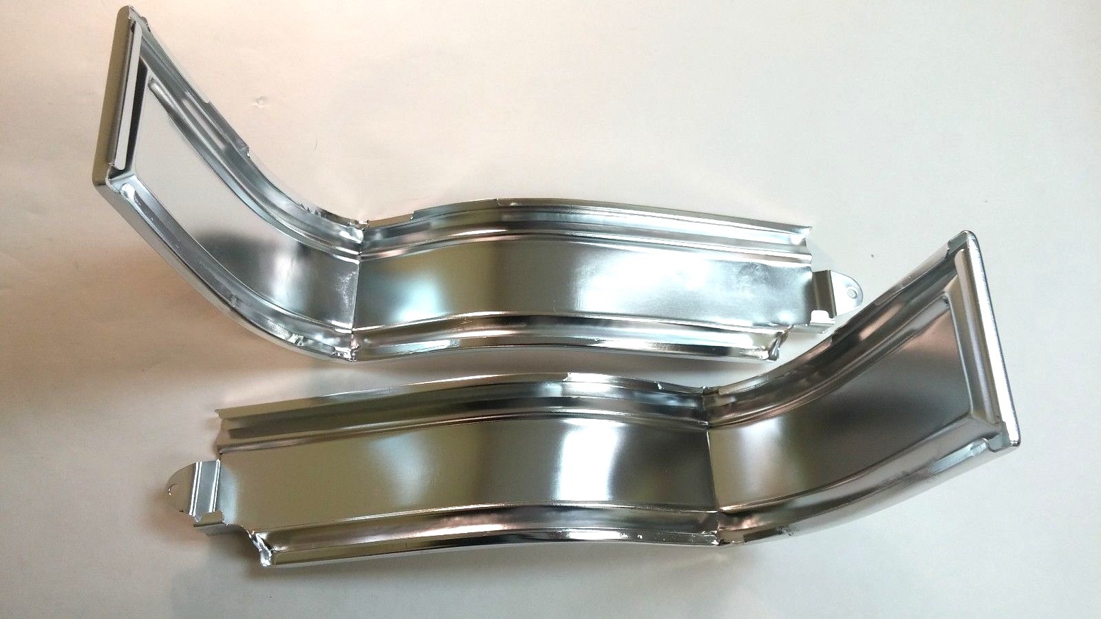 1965 Impala Caprice Rear Panel Trunk Quarter Wrap Corner Cove Trim Molding