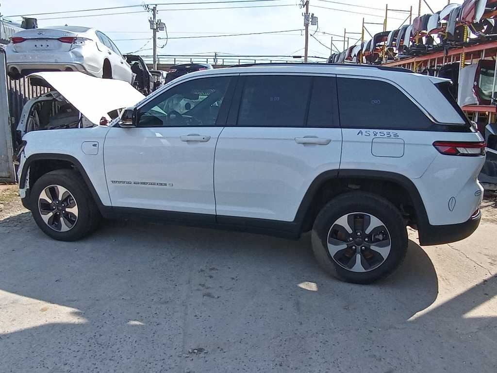 2022 Grand Cherokeee OEM Passenger Display Screen ID 68428545AI Fits 2022-2025