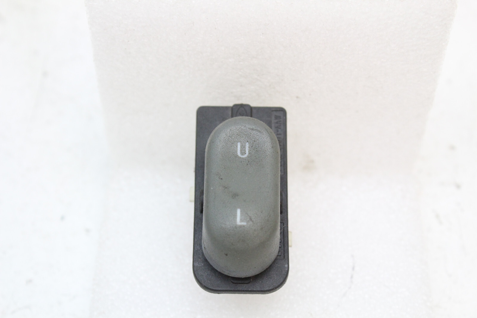 99-02 Ford Mercury Crown Victoria Grand Marquis Lock Switch F8AB-14017-AA