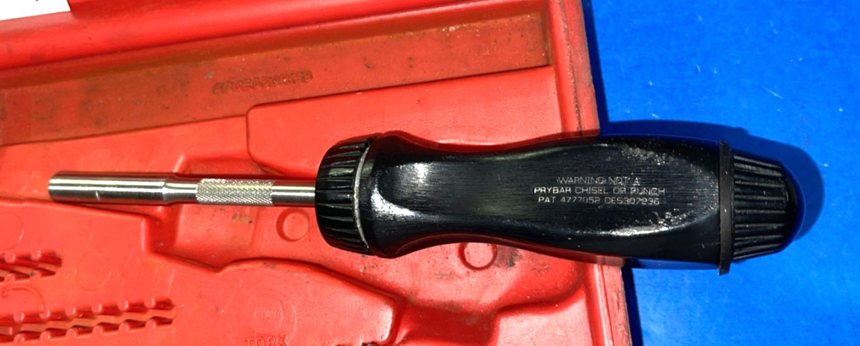 SNAP-ON TOOLS BLACK RATCHETING SCREWDRIVER IN A BIT KIT SHIPPED FREE IN THE US