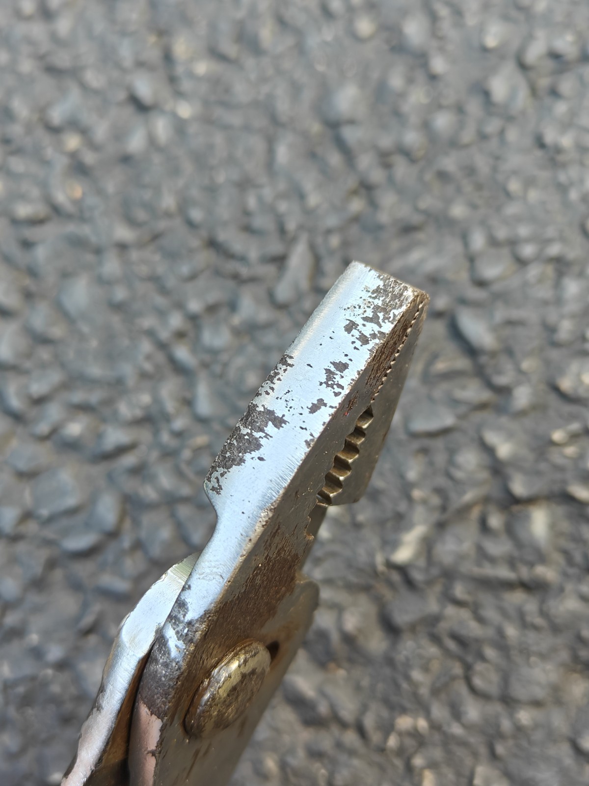 Snap On Tools USA Vintage Slip Joint Pliers 47 With Cutters Vacuum Grip