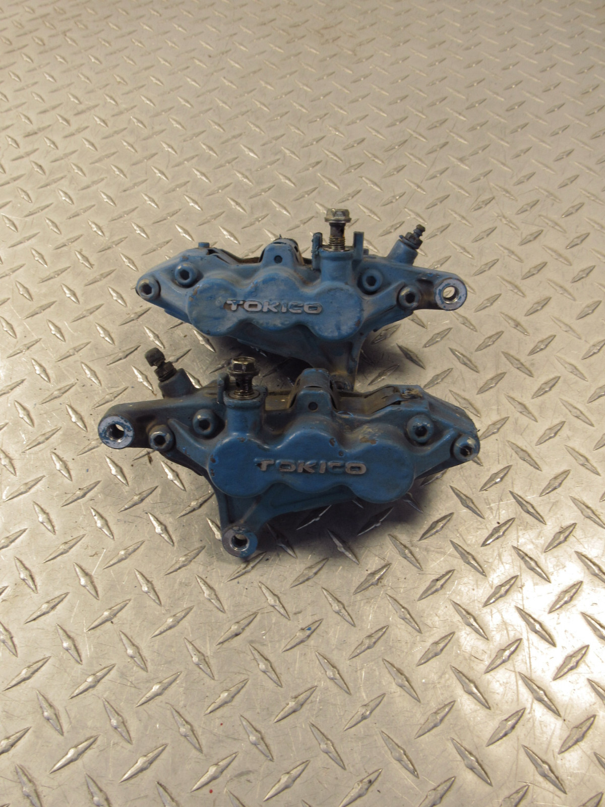 1997 97 KAWASAKI ZX750P ZX 750P 750 ZX7R NINJA FRONT BRAKE CALIPERS
