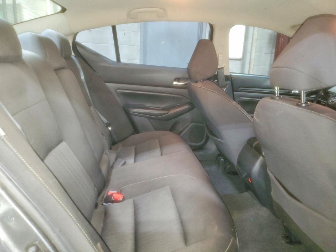 (LOCAL PICKUP ONLY) Driver Left Front Door Without Acoustic Glass Fits 19-21 ALT
