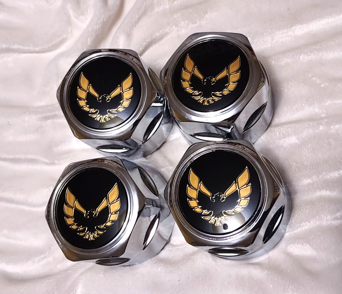 77-92 FIREBIRD TA ALUMINUM WHEEL GOLD BIRD PLASTIC CHROME CENTER CAP SET 4 608P