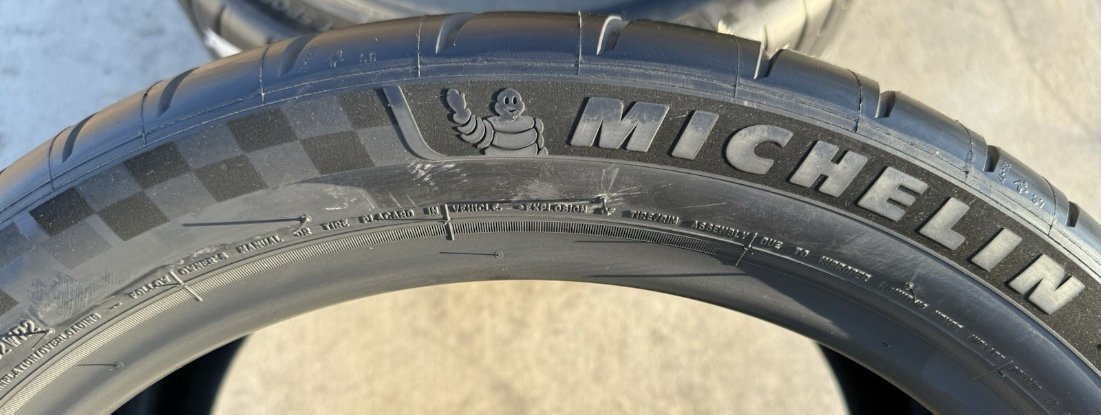 Set of TWO BRAND NEW 295/30ZR18 (98Y) Michelin Pilot Sport Cup 2 (240) Tires