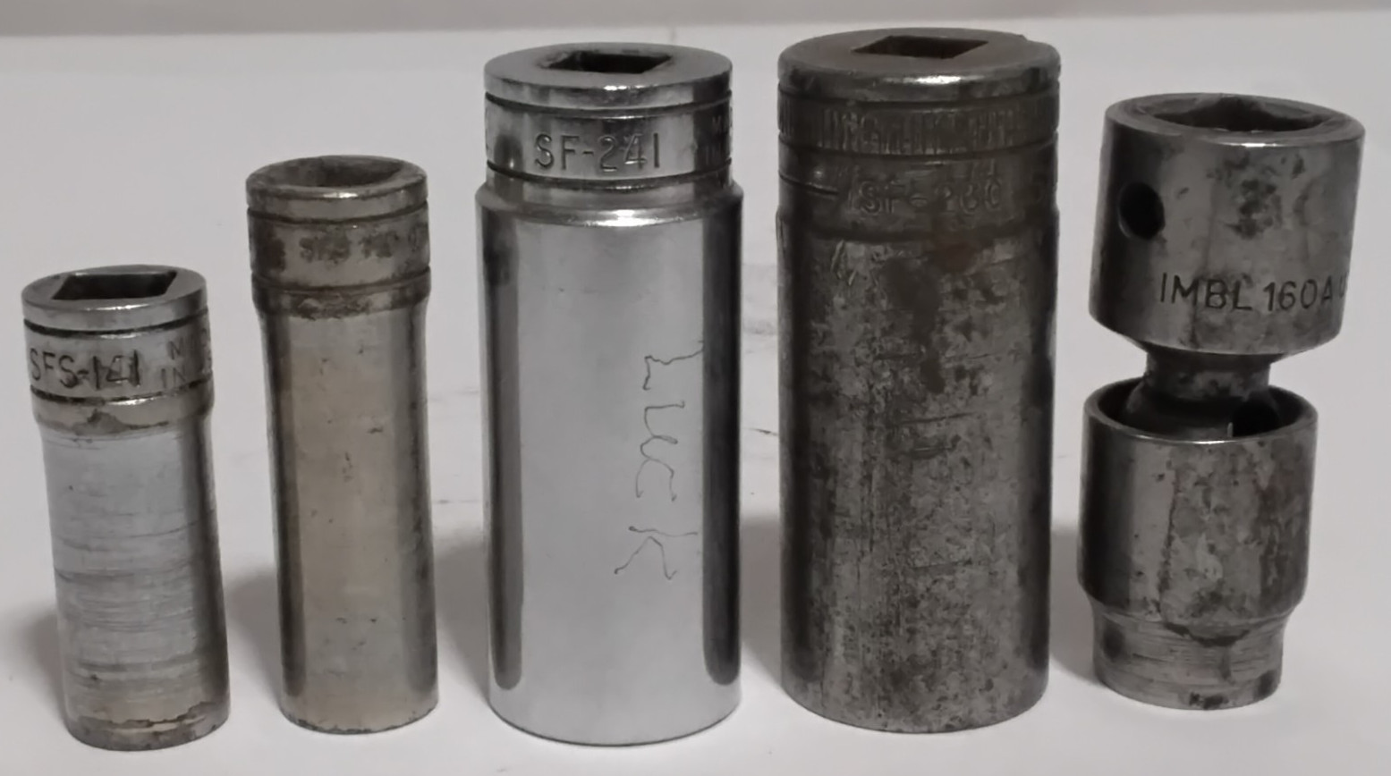 (19) Snap-On Mixed Drive Size Sockets Variety USA 1/4″ 3/8″ 1/2″ 6 & 12 Point