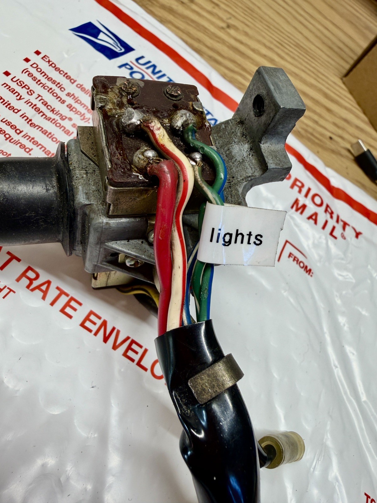 08/1972 Datsun 240Z Headlight Switch. Free shipping to contintental US.
