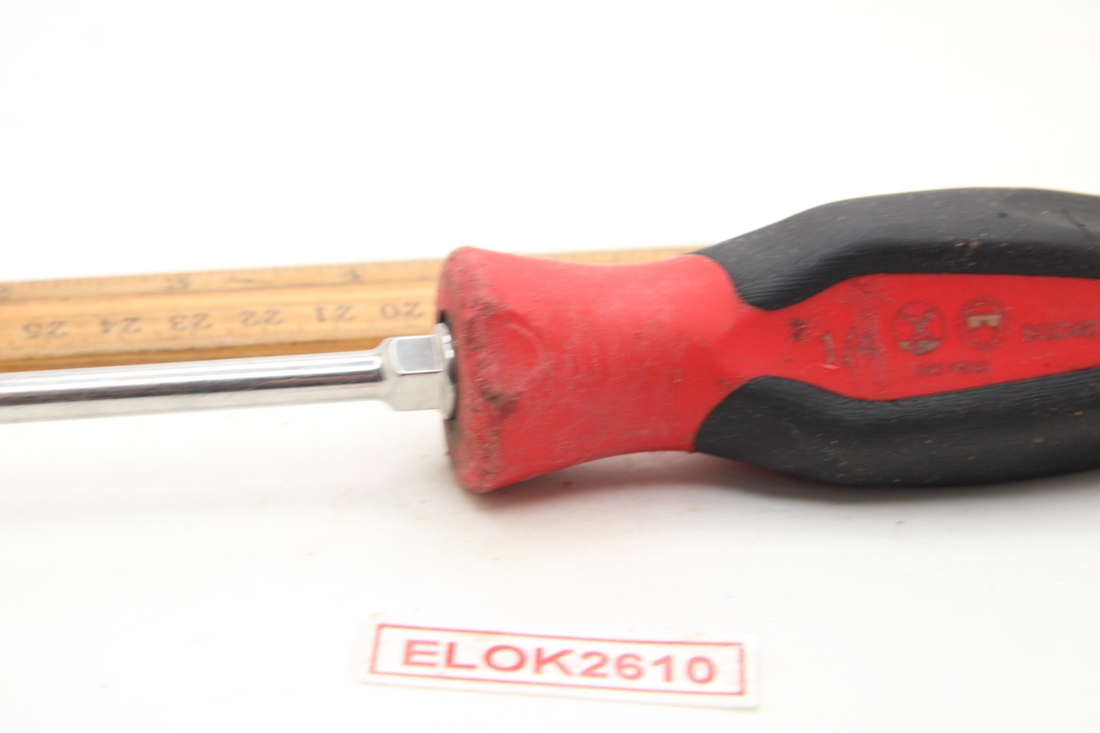Snap-on SGD4B 1/4″ Tip Flat/Slotted Screwdriver Red/Black Soft Grip USA