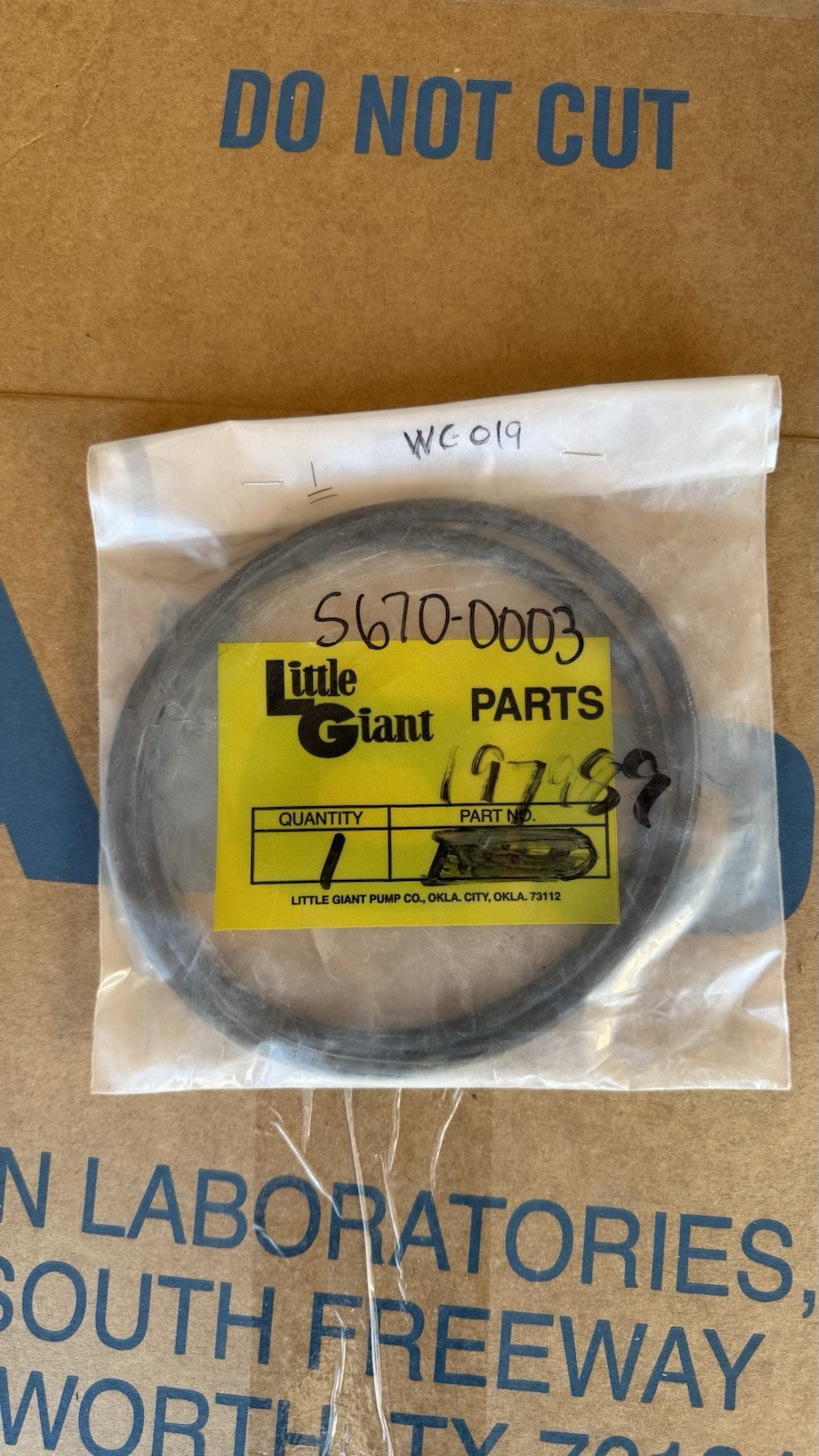 Bulk Lot of Automotive & Industrial Parts – Seals, Filters, Pulleys, etc..
