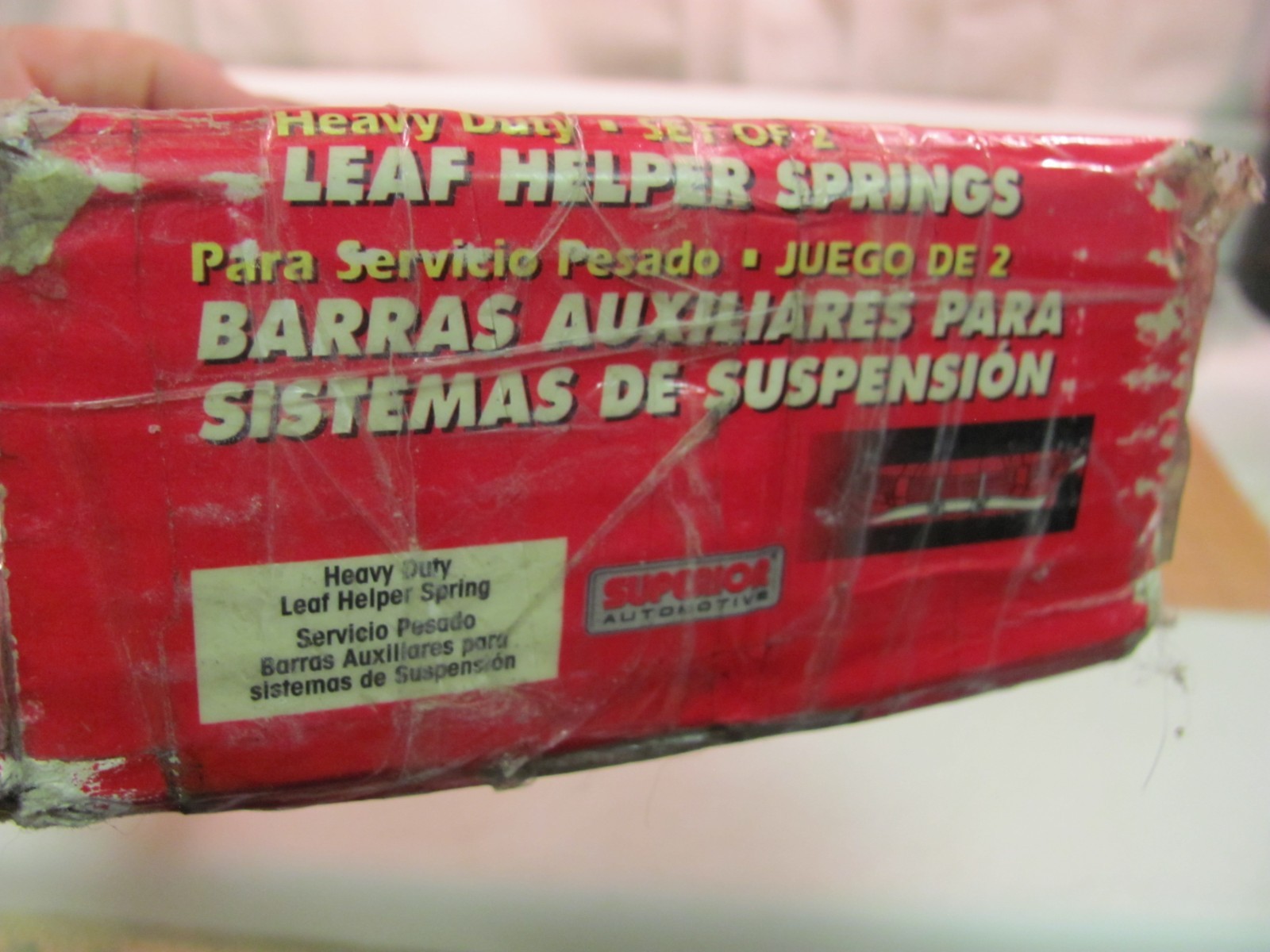 Superior Automotive 11-1040 Leaf Helper Spring 2000 Lb Capacity Heavy Duty