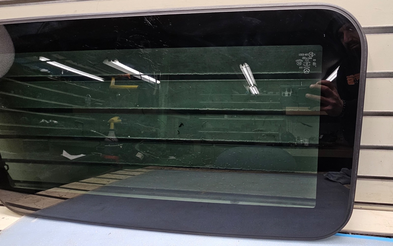 10-18 MAZDA 3 SUNROOF SUN ROOF GLASS PANEL assembly moon Roof