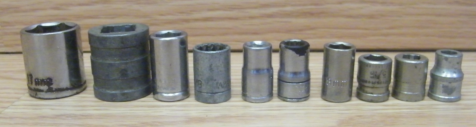 Unbranded / Generic Mixed Lot of Ten Various Sized Sockets **READ**