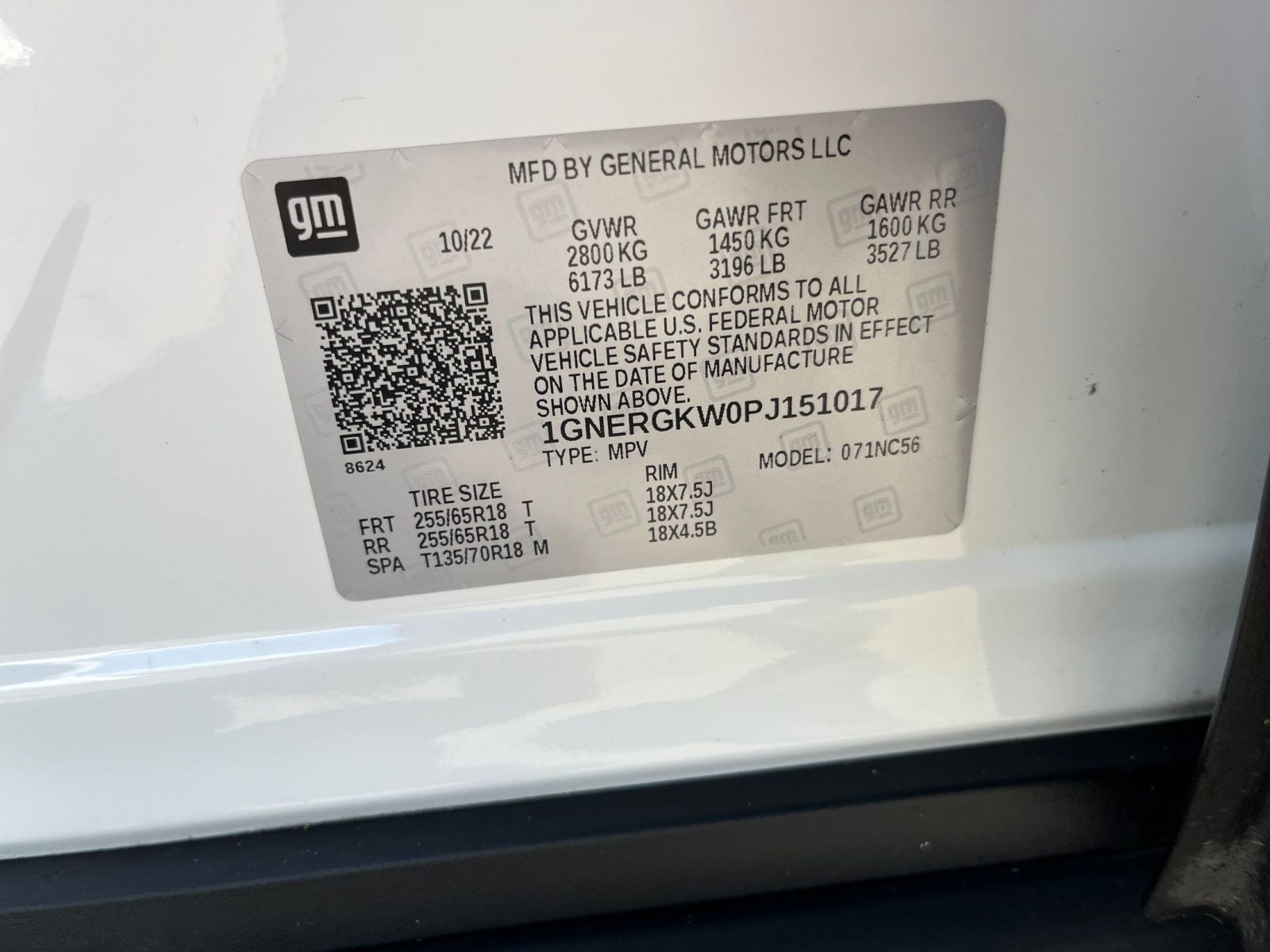 2023 Chevrolet Traverse LT Cloth