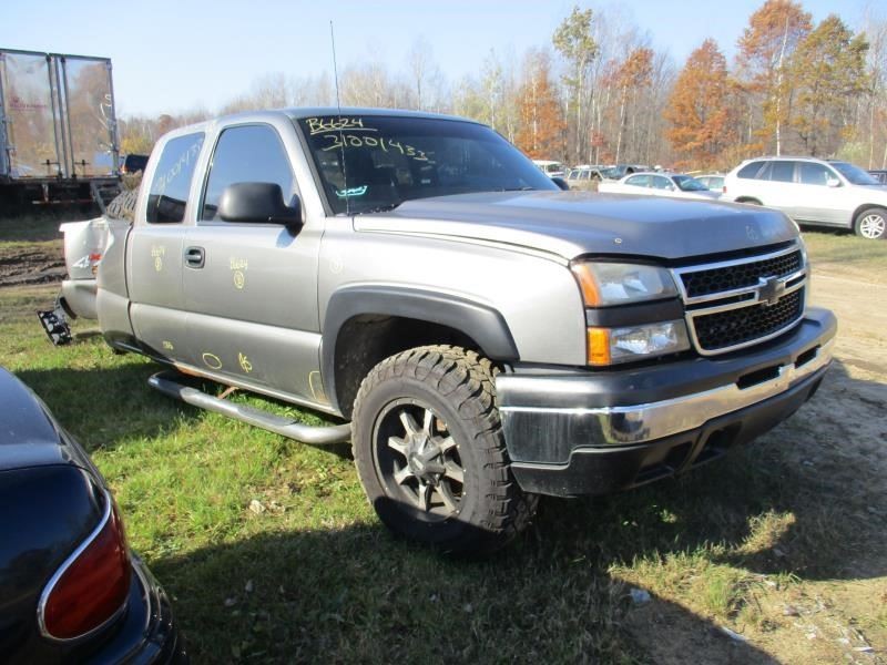 Wash Reservoir Classic Style Fits 06-07 SIERRA 1500 PICKUP 337377