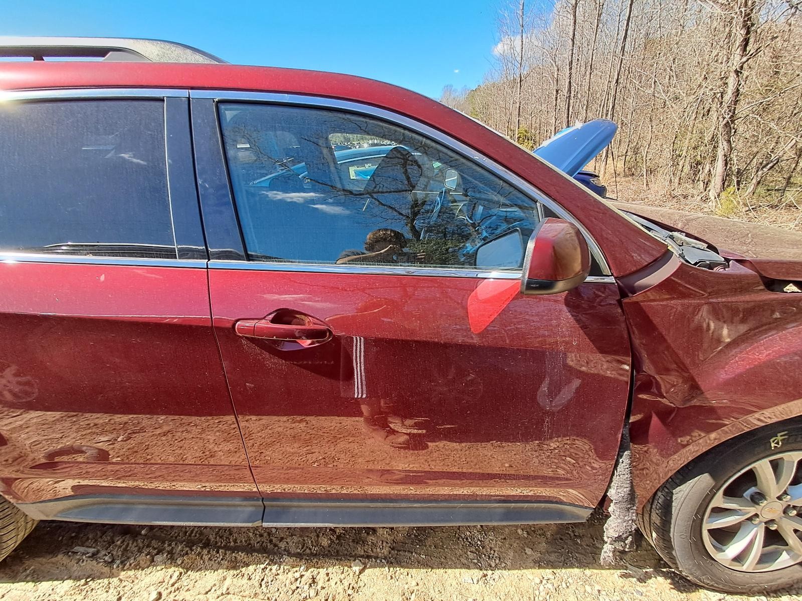 Used Front Right Door Assembly Front fits: 2016 Chevrolet Equinox Front Right Gr