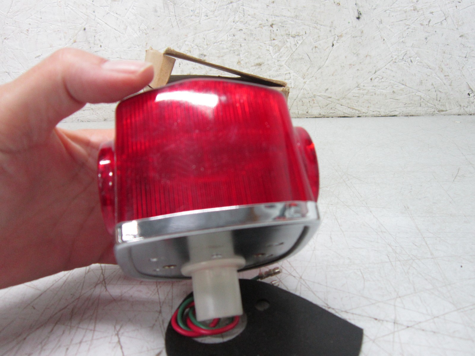 Superior Tail Lamp Assembly 6V R-1691 Dixie Int.