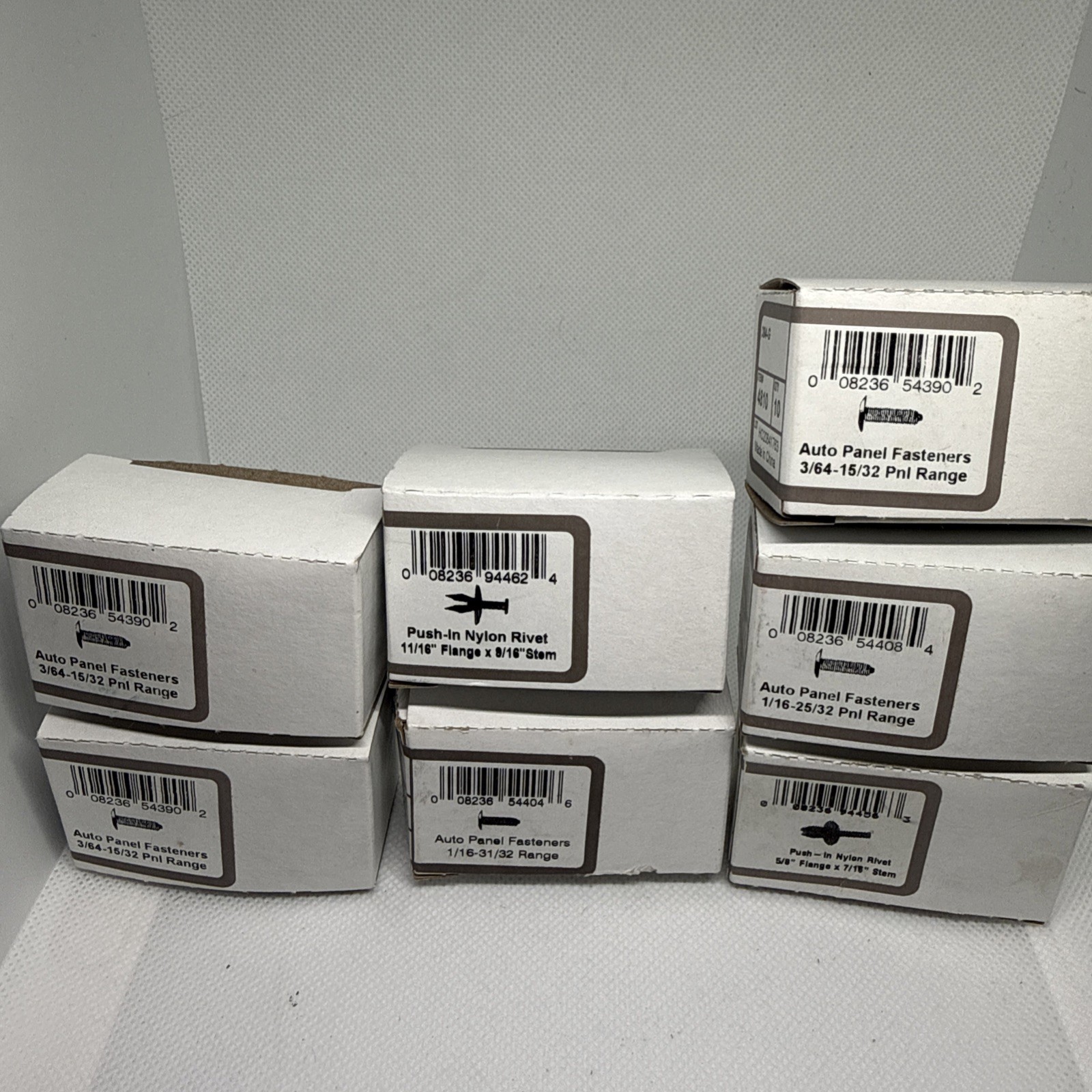 Auto Panel Push Pin Rivet Fastener bulk lot