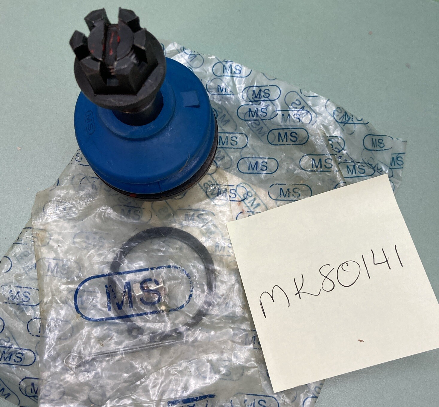 NEW GENUINE MEVOTECH MK80141 SUSPENSION BALL JOINT FRONT LOWER