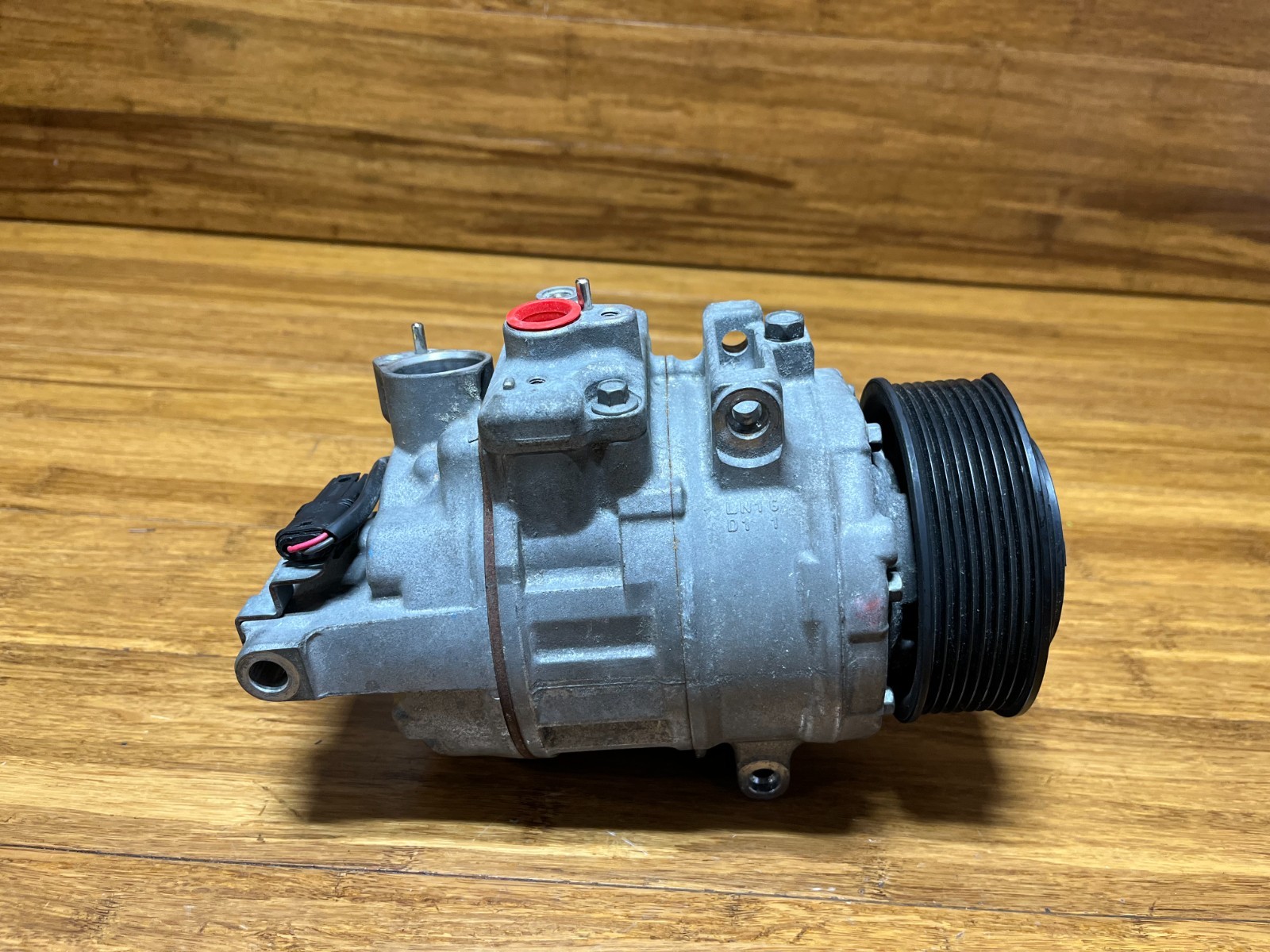 2011-2017 BMW X3 F25 N55 A/C Air Conditioning Compressor 9217869 OEM *NOTE*