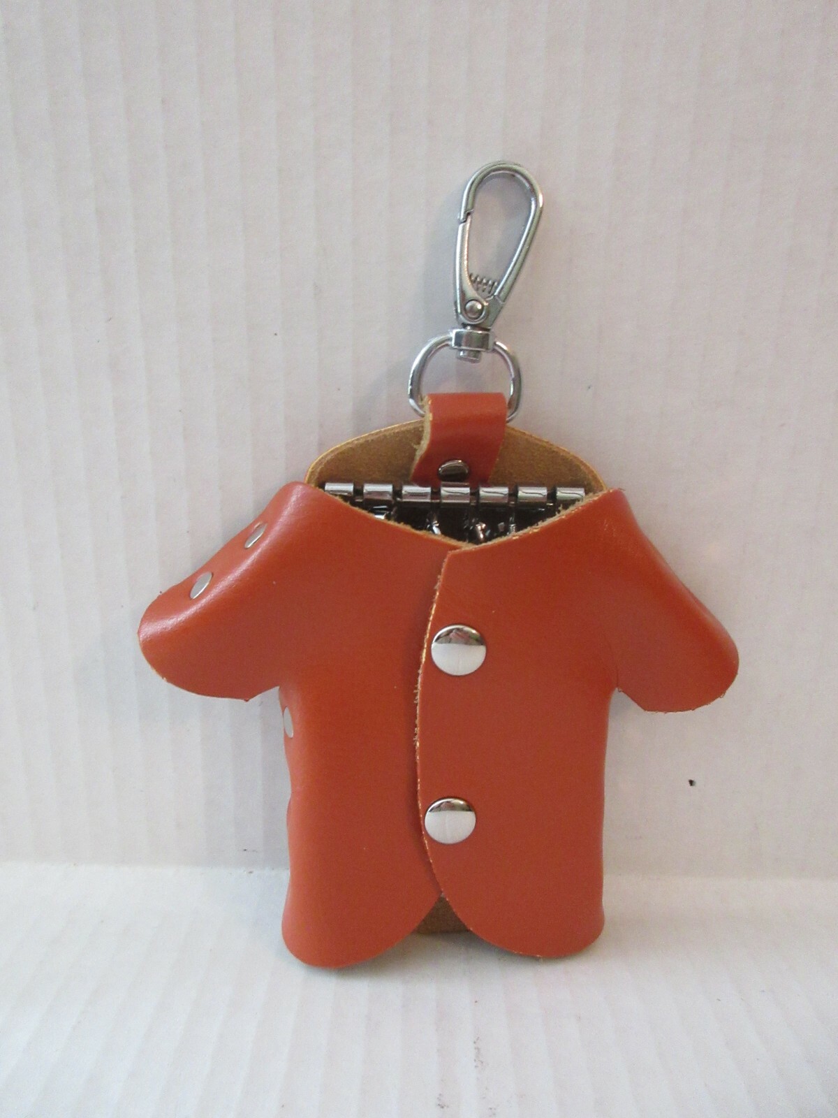 6 Hook Clip Holder Key Chain Ring Shirt Shape Snap Closure Orange 4.5″ Tall Case