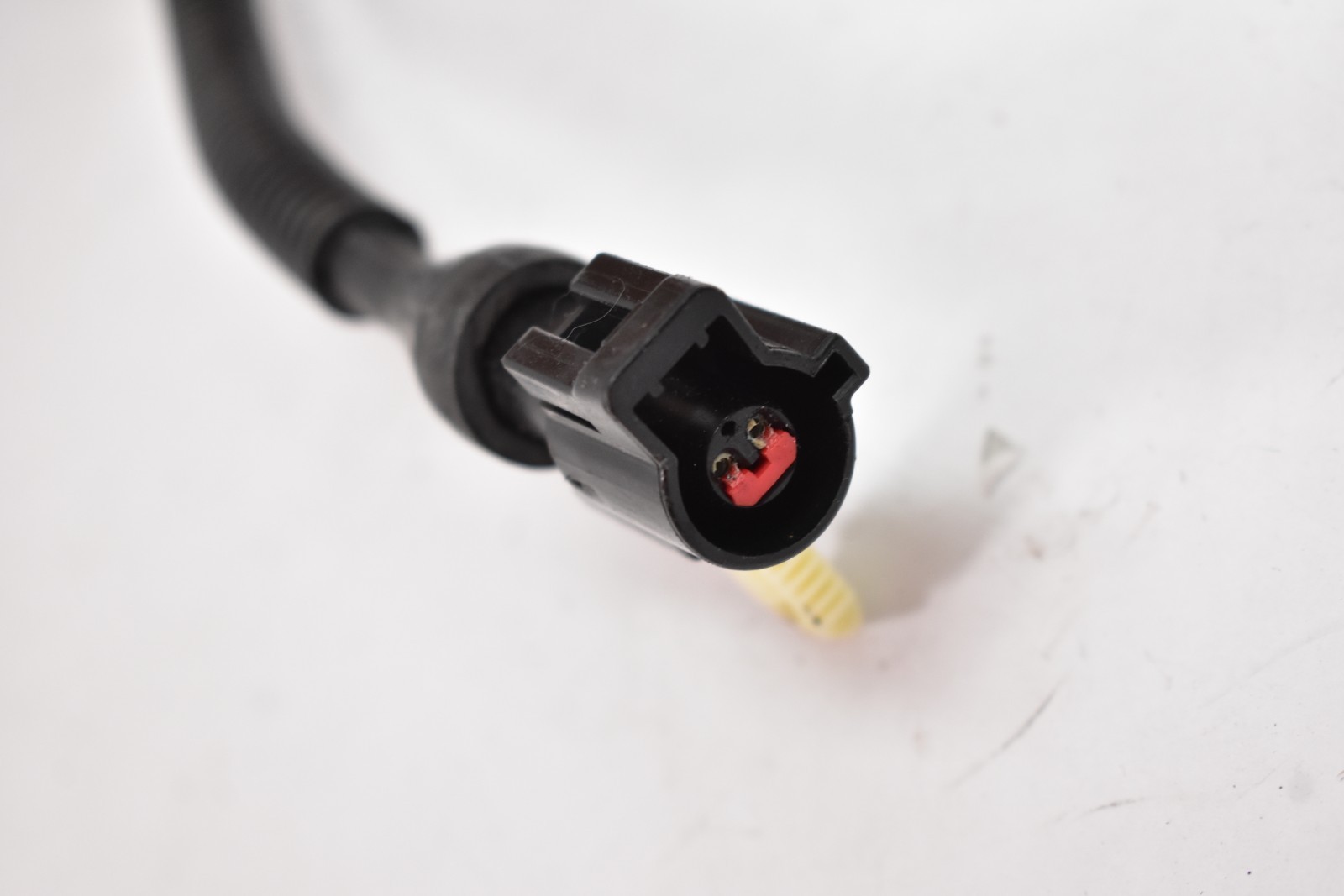 Sensor Assembly Compatible With Ford 1C3Z-2C190-AB Automotive Replacement