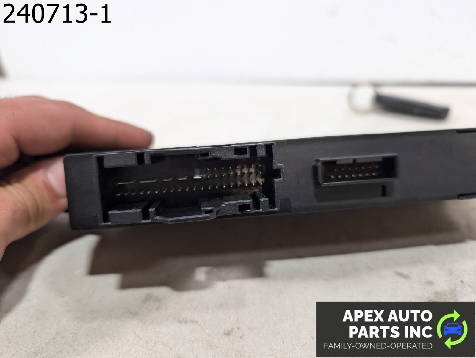 OEM 2009 BMW 328i 3L ECU DME Engine Computer Module CAS Key Set