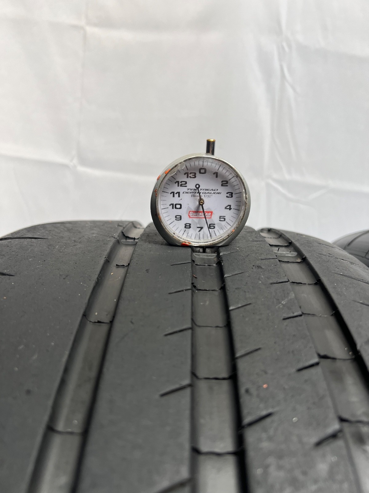 2 – NO REPAIRS 245/35ZR20 XL (95Y) Michelin Pilot Sport Cup 2 (K2) – 4083