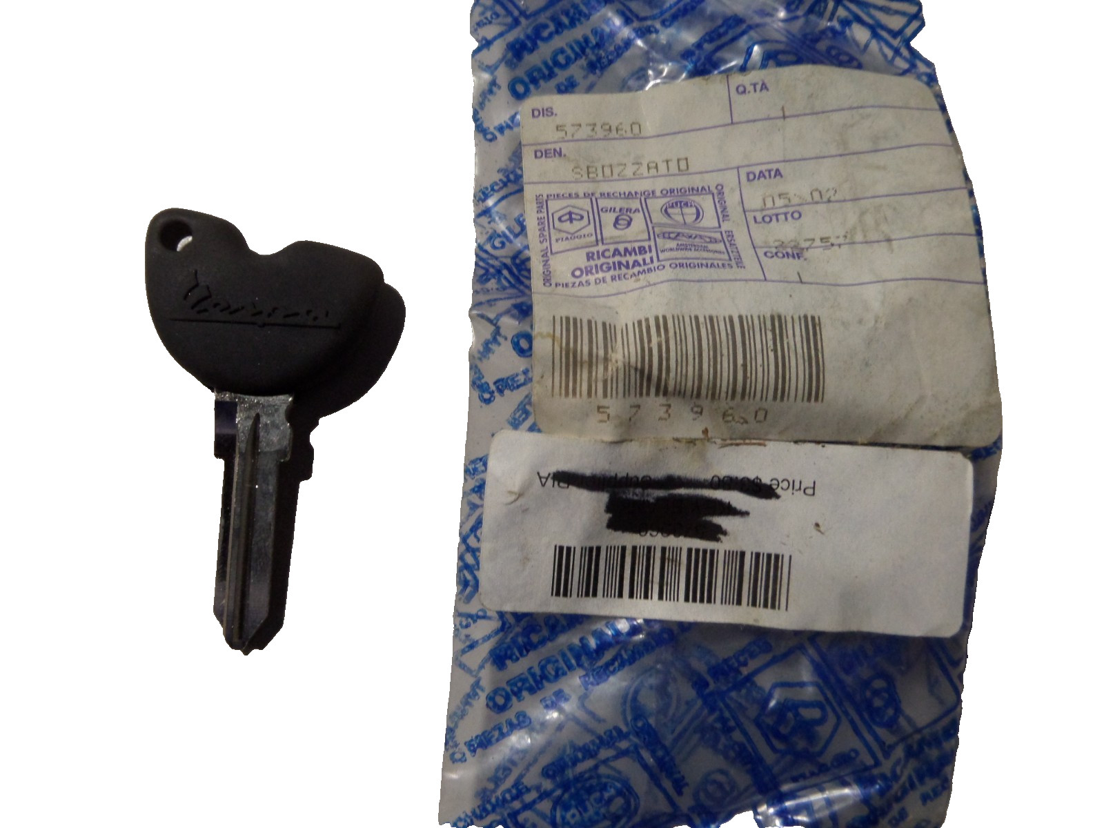 NOS Ricambi Blank Key Vespa 2001-2005 ET2 ET4 573960
