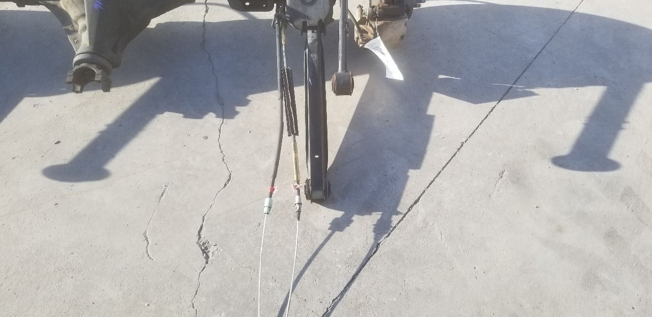 18 GMC YUKON XL 5.3L REAR AXLE WITH DIFFERENTIAL CARRIER 3.08 9.5 GU4 G80