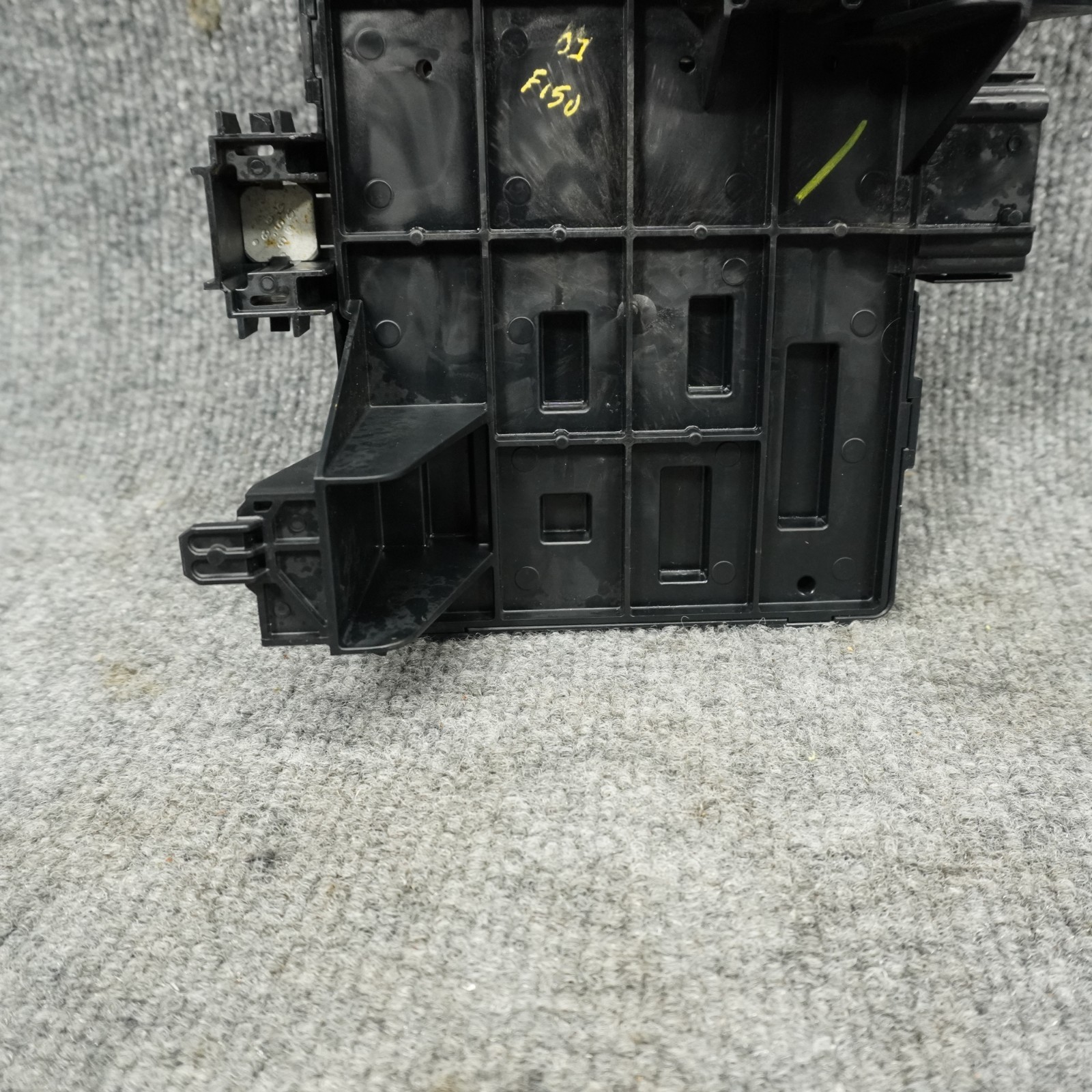 2005 Ford F150 Fuse Box Interior Distribution Block Cabin OEM 7L3T-14A067-AA
